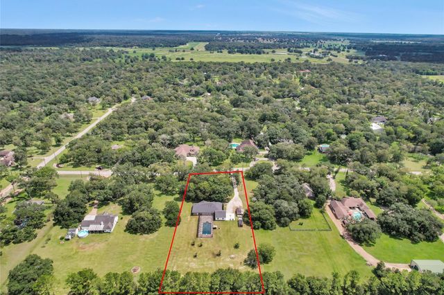 13334 W Brazos Bend Drive, Needville, TX 77461
