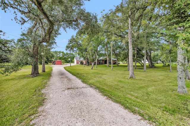 13334 W Brazos Bend Drive, Needville, TX 77461