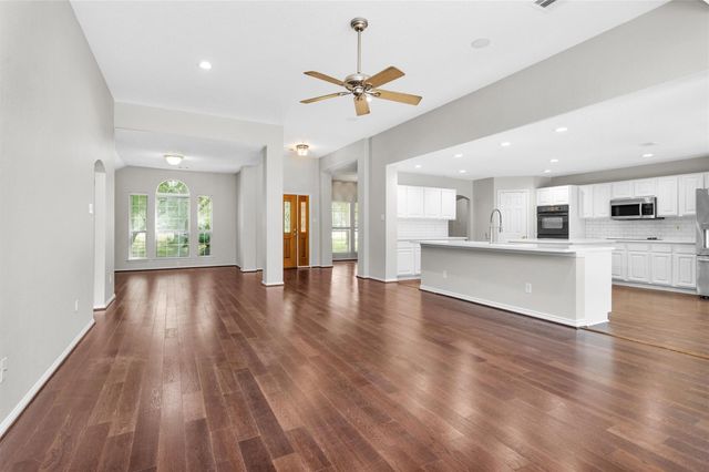 13334 W Brazos Bend Drive, Needville, TX 77461