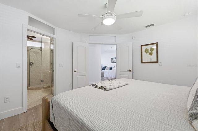 400 LARBOARD WAY 105, Clearwater Beach, FL 33767