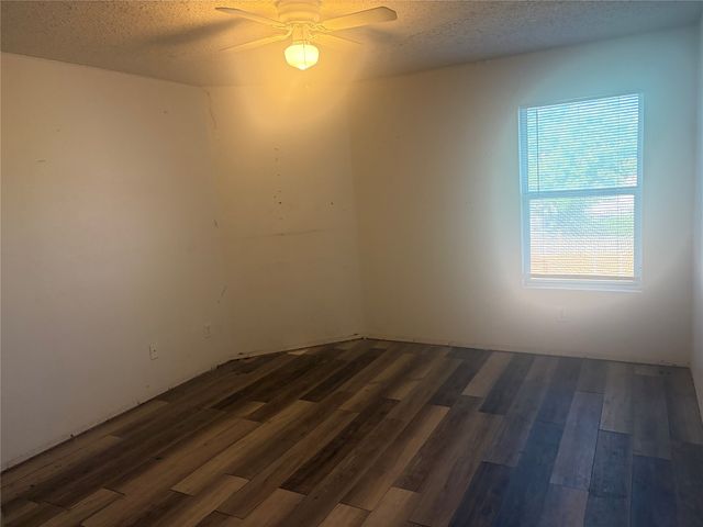 1229 Longleaf Drive, Cedar Hill, TX 75104
