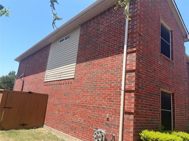1229 Longleaf Drive, Cedar Hill, TX 75104