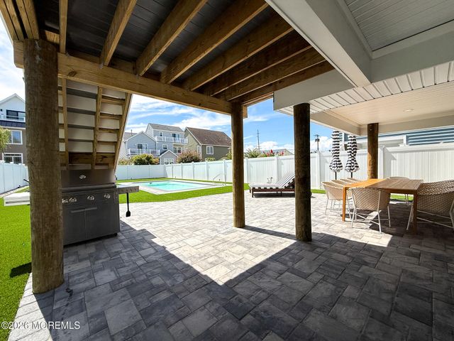 119 2nd Avenue, Lavallette, NJ 08735