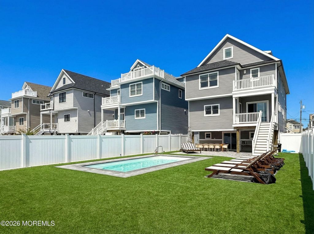 119 2nd Avenue, Lavallette, NJ 08735