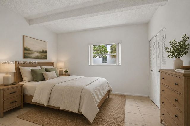 7500 SW 59th Pl 107, South Miami, FL 33143