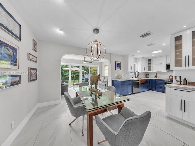 1246 Adams St, Hollywood, FL 33019