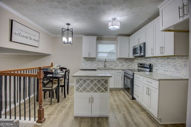 3073 Kathy Lane NW, Conyers, GA 30012