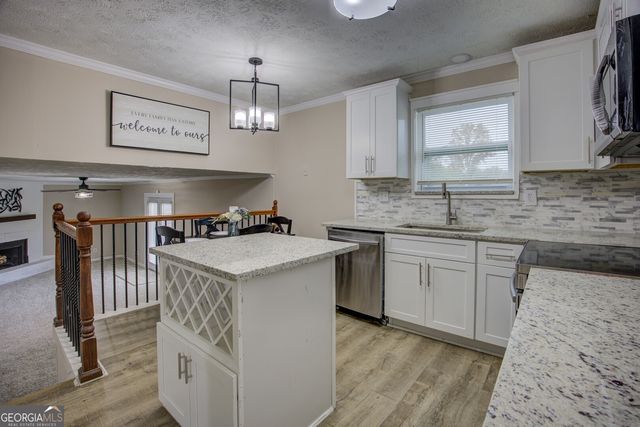 3073 Kathy Lane NW, Conyers, GA 30012