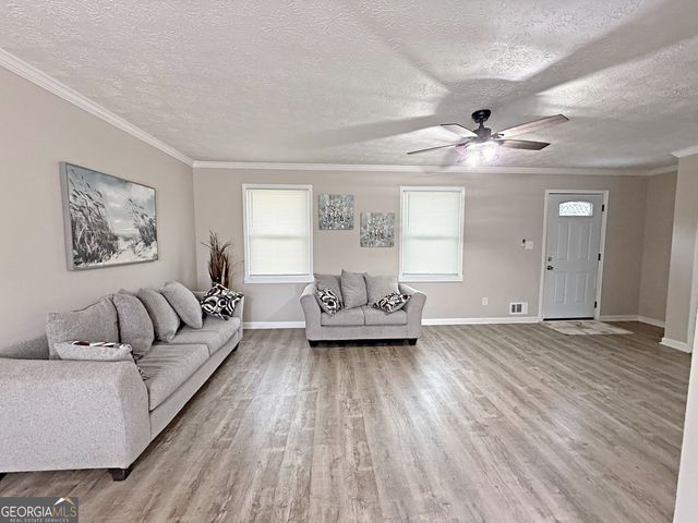 3073 Kathy Lane NW, Conyers, GA 30012