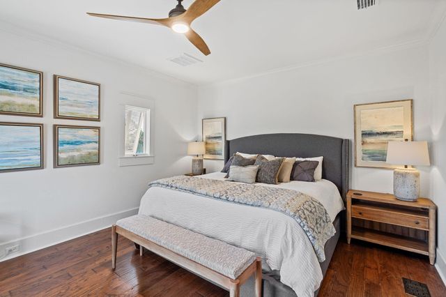 1821 N Baytowne Avenue, Miramar Beach, FL 32550