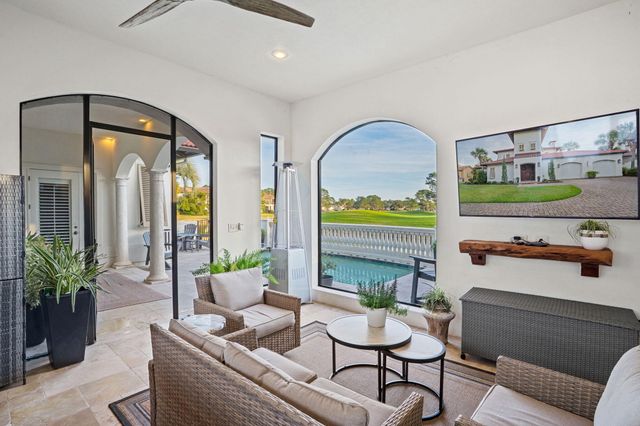 1821 N Baytowne Avenue, Miramar Beach, FL 32550