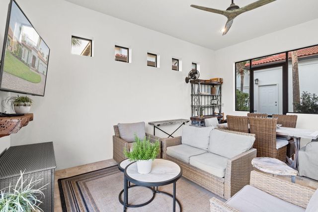 1821 N Baytowne Avenue, Miramar Beach, FL 32550