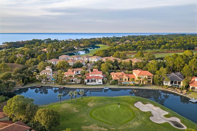 1821 N Baytowne Avenue, Miramar Beach, FL 32550