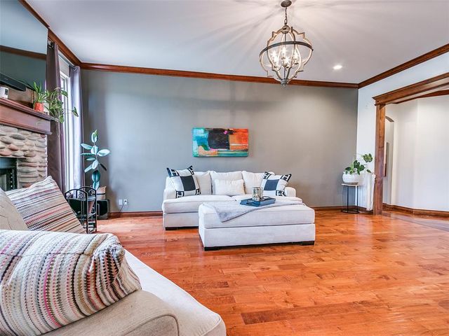 22700 Emily Way, Edmond, OK 73025