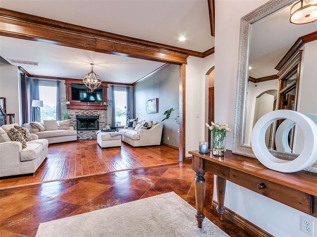 22700 Emily Way, Edmond, OK 73025