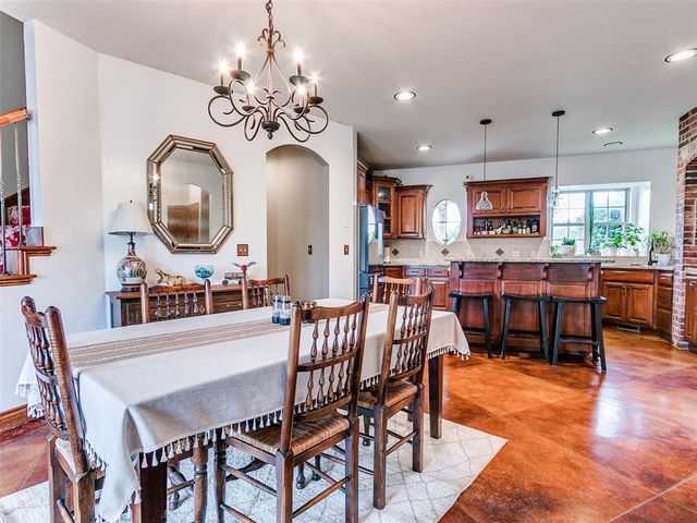 22700 Emily Way, Edmond, OK 73025