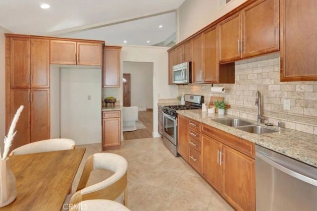 27651 Soltero, Mission Viejo, CA 92691