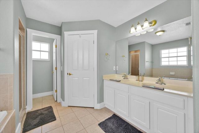 210 VISTA LOOP, Davenport, FL 33897