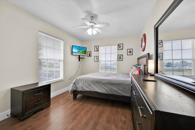 210 VISTA LOOP, Davenport, FL 33897