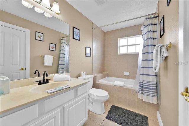 210 VISTA LOOP, Davenport, FL 33897