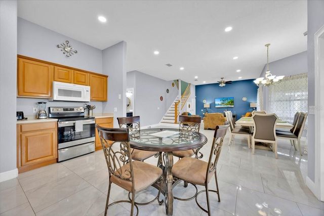 210 VISTA LOOP, Davenport, FL 33897