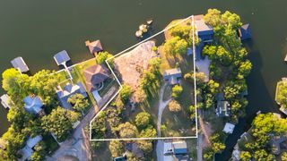 310 Castlehigh DR, Granite Shoals, TX 78654