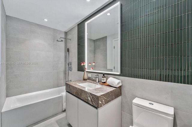 500 Alton Rd 903, Miami Beach, FL 33139