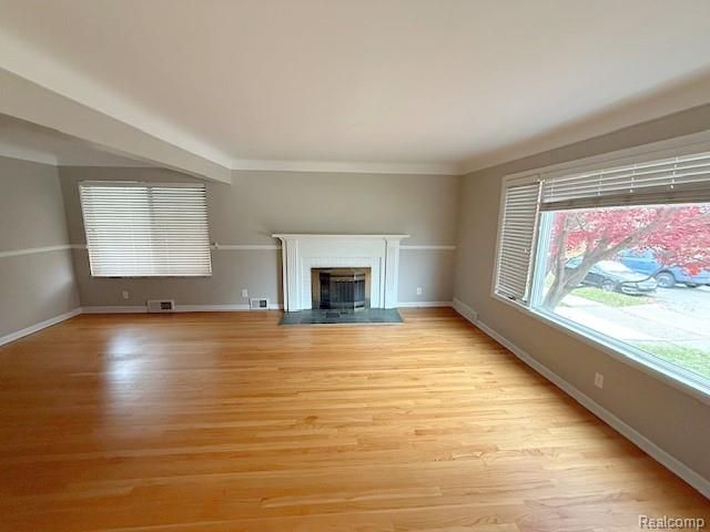 22835 Buckingham Street, Dearborn, MI 48128