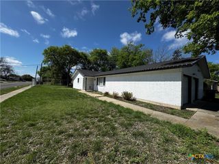 2706 Zephyr Road, Killeen, TX 76543