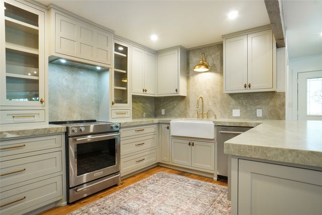 2147 Chaparral Drive, Gainesville, TX 76240