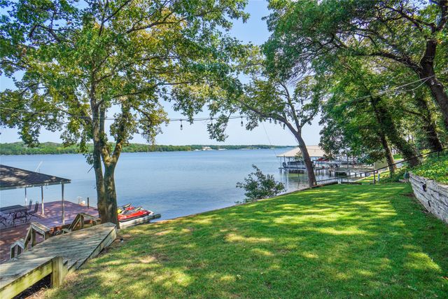 2147 Chaparral Drive, Gainesville, TX 76240