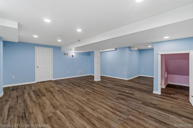 43060 Providence Lane, Canton Charter Township, MI 48188