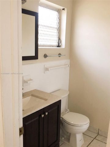 2781 SW 4th St 2781, Fort Lauderdale, FL 33312