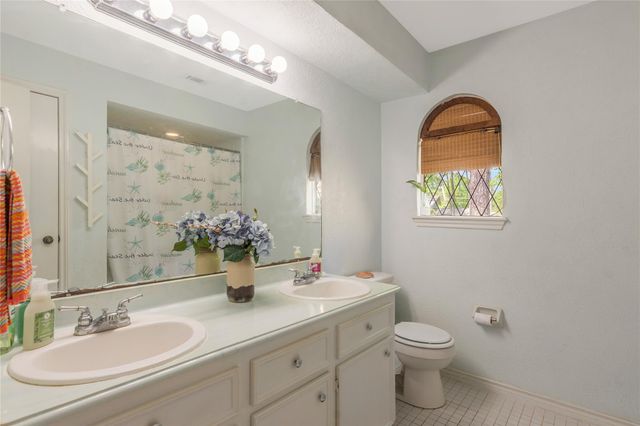 6411 Northway Drive, Spring, TX 77389