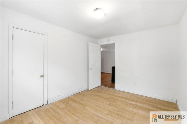 15 S Ward Street, New Brunswick, NJ 08901