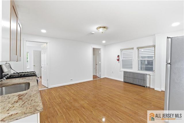 15 S Ward Street, New Brunswick, NJ 08901