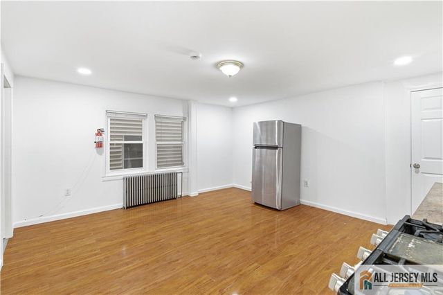 15 S Ward Street, New Brunswick, NJ 08901
