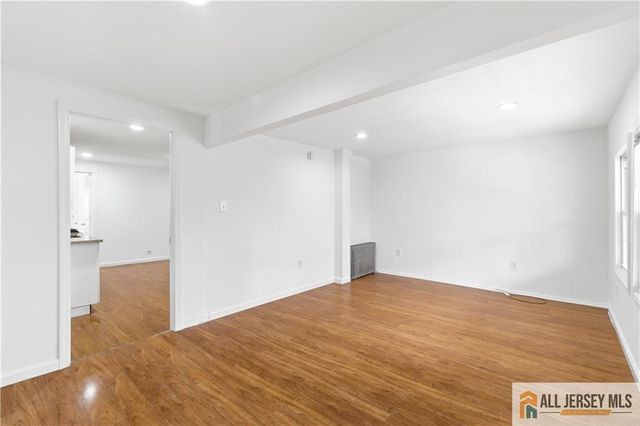 15 S Ward Street, New Brunswick, NJ 08901