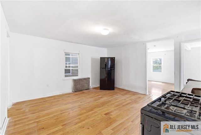 15 S Ward Street, New Brunswick, NJ 08901