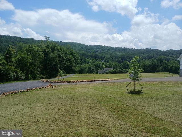 CAROLYNS WAY, Linden, VA 22642