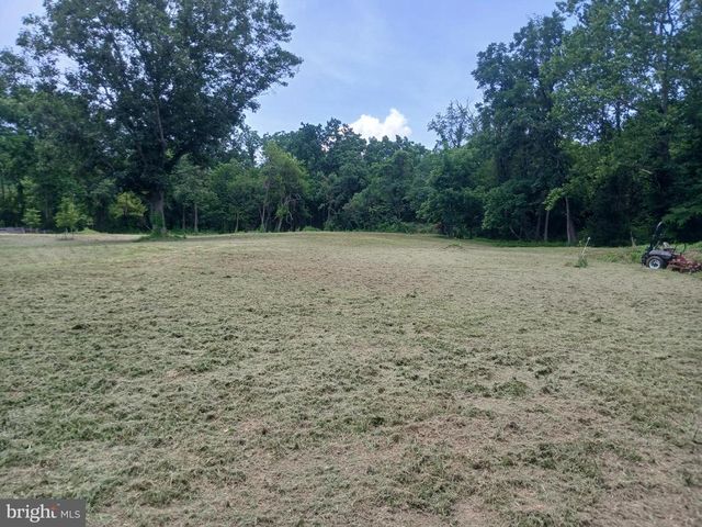 CAROLYNS WAY, Linden, VA 22642