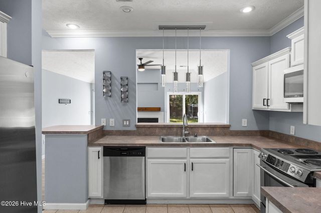3169 Pine Hill Drive SW, Shallotte, NC 28470