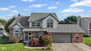 1216 Thornmeadow Circle, Greenwood, IN 46143