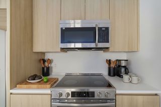 1035 Commonwealth Ave 501, Boston, MA 02215