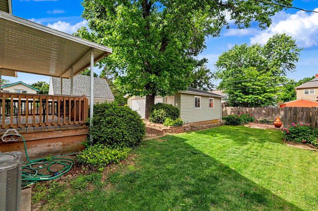 915 N Perry Ave, Wichita, KS 67203