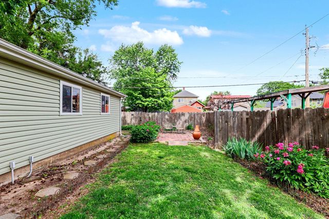915 N Perry Ave, Wichita, KS 67203