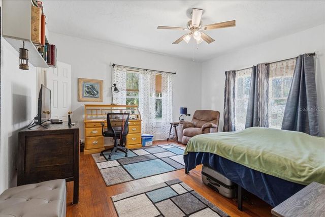 18708 NW 242ND STREET, High Springs, FL 32643