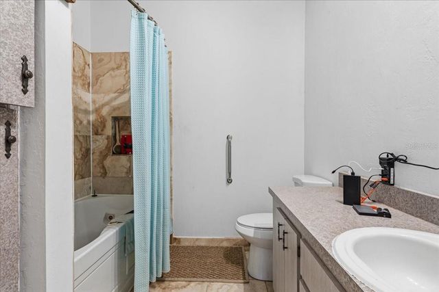 18708 NW 242ND STREET, High Springs, FL 32643