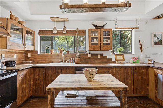 18708 NW 242ND STREET, High Springs, FL 32643