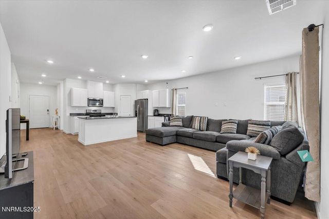 7523 Grassy Plains Drive, Reno, NV 89506